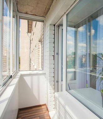 Остекление балконов в Долгопрудном